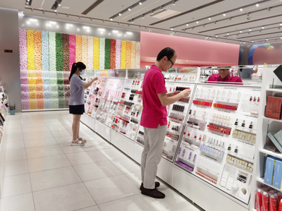 守護美麗安全線 市食品藥品檢驗所圓滿完成2021年化妝品零售環(huán)節(jié)抽檢任務
